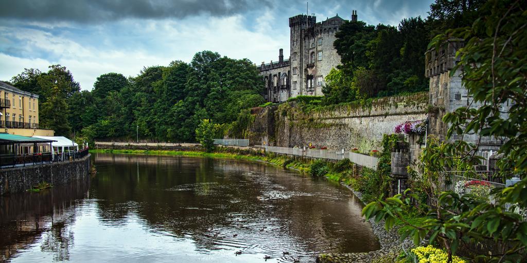 Kilkenny Inn Exteriör bild
